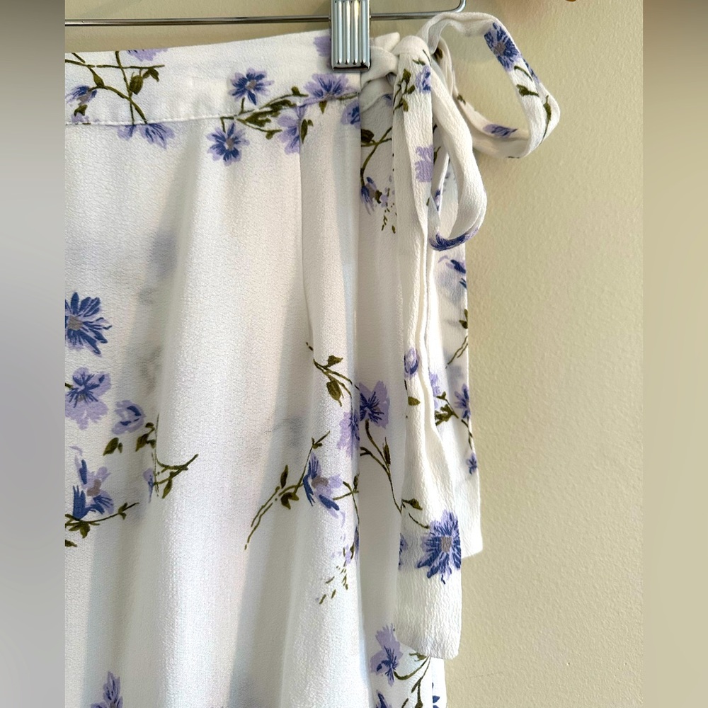 Tobi | Floral Wrap Maxi Skirt, Size XS ✨ - Picture 3 of 11